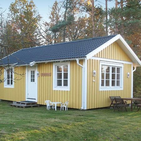 Gorgeous Home In Silverdalen With Kitchen Exterior photo